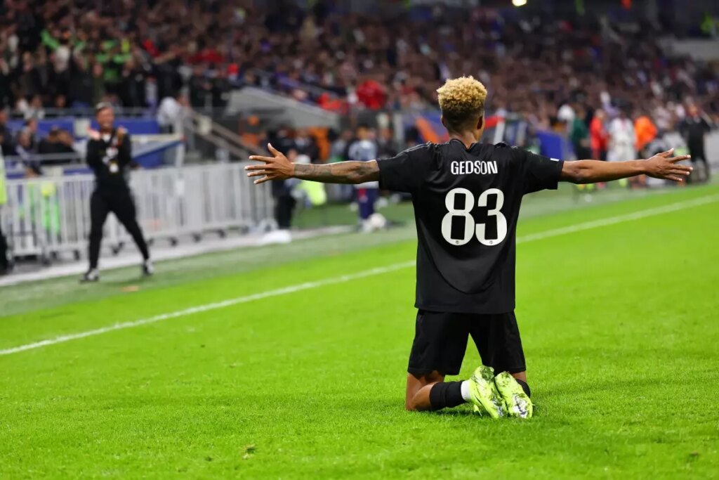 Beşiktaş, Lyon’u 1-0 Yendi