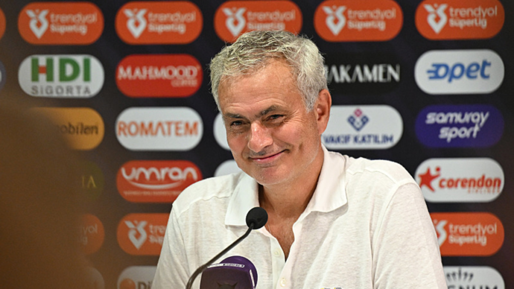 Fenerbahçe’de Jose Mourinho’ya sevindiren haber! 4 futbolcu…