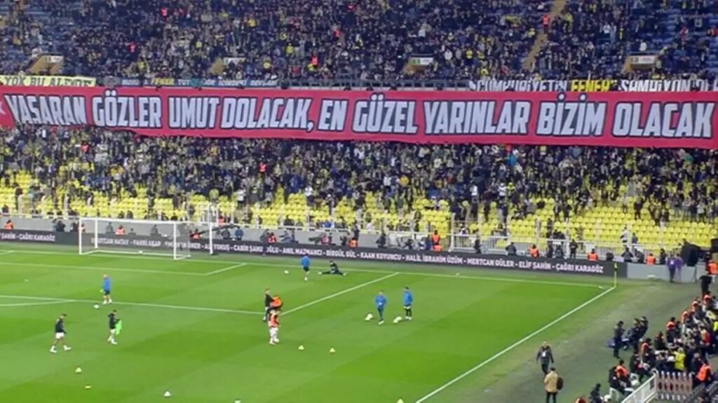 “Hükümet istifa” sloganları sonrası dikkat çeken gelişme! Fenerbahçe taraftarı, Kayseri maçına alınmayacak
