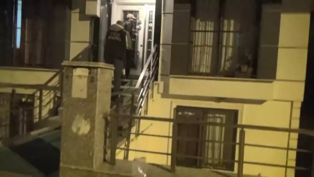 İstanbul merkezli 8 ilde FETÖ operasyonu: 25 gözaltı