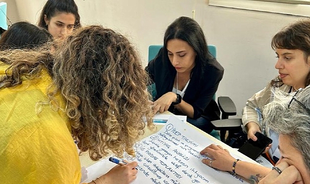 İzmir Büyükşehir’den “Eşitlik Birimleri Çalıştayı”