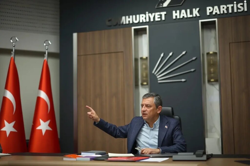 Özgür Özel: Korkmamalıyız, Teröre Karşı Dimdik Durmalıyız