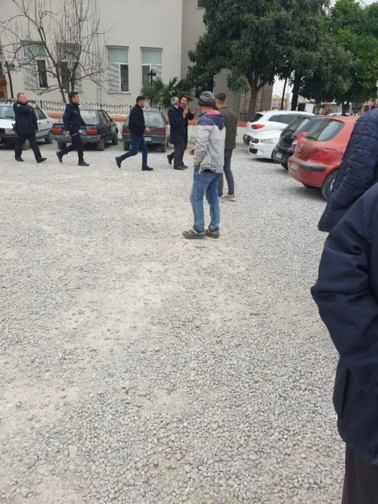 Sinop’ta adliye çıkışı baltalı kavga: 1 yaralı