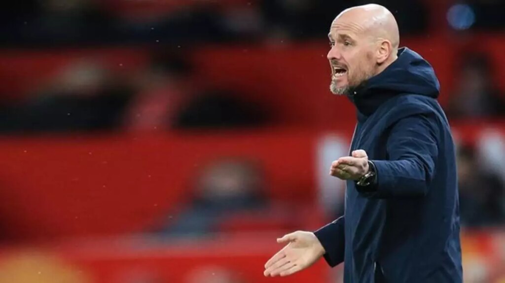 Tarihi hezimet sonrası Manchester United’ın hocası Erik ten Hag’dan futbolculara akılalmaz ceza