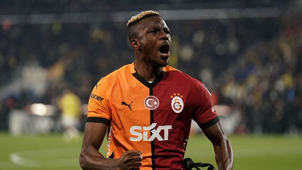 GALATASARAY HABERİ – Efsane futbolcudan çok konuşulacak sözler! “Osimhen’e ihtiyacımız var”
