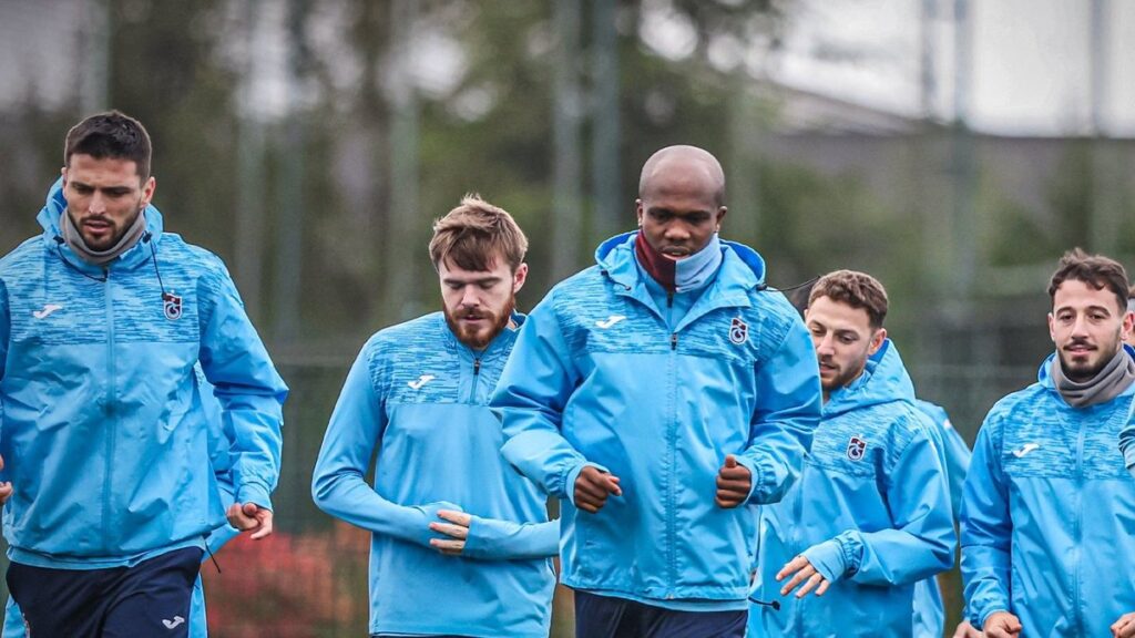 Trabzonspor’da Çaykur Rizespor maçı hazırlıkları başladı